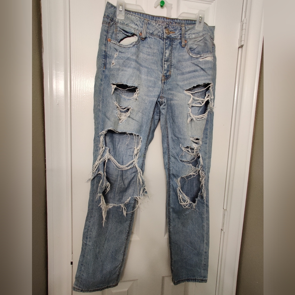 American Eagle Distressed Light Blue Jeans Women's
